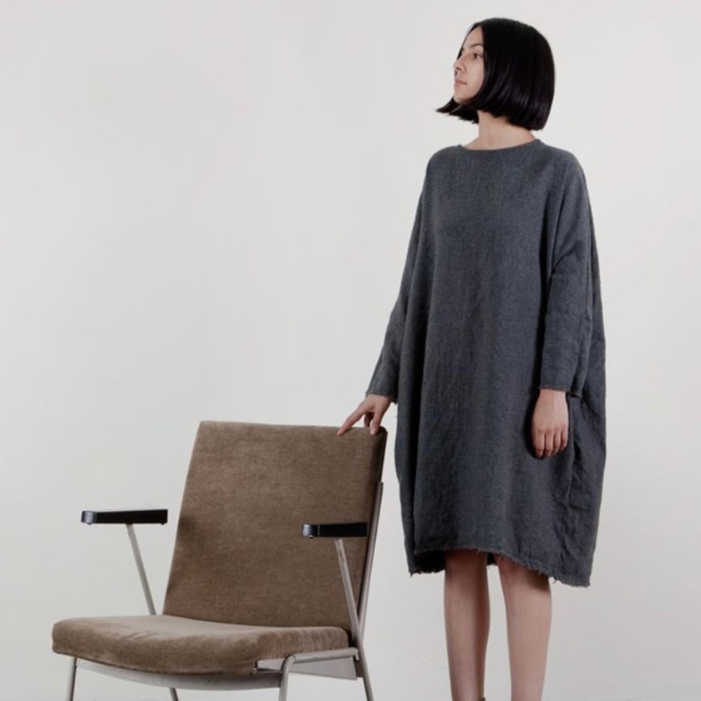 BLACK CRANE Painter Dress - Grey Oversized Sack Dress w/ Raw Hem Size Xsmall